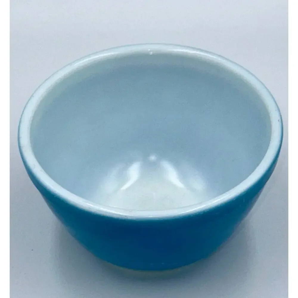 PYREX #401 Blue Primary Mixing Bowl A-56 Made in the USA